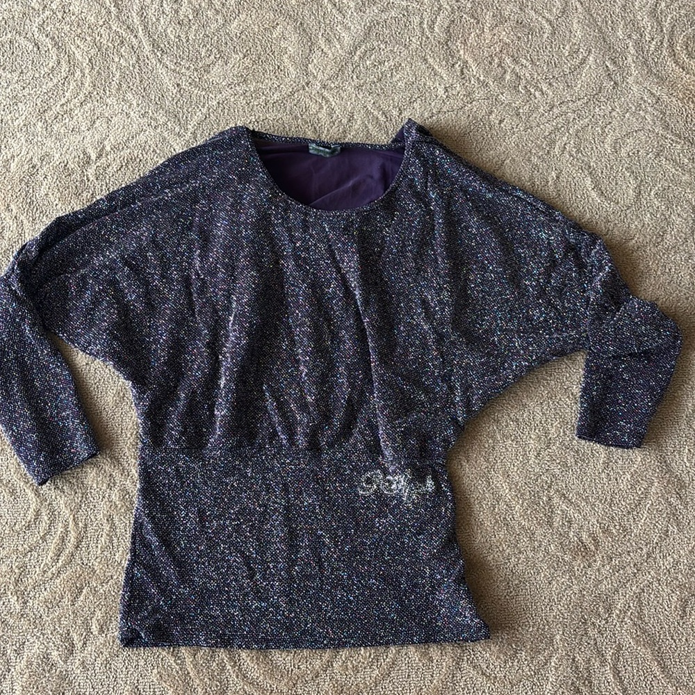European sparkle purple top. Size large